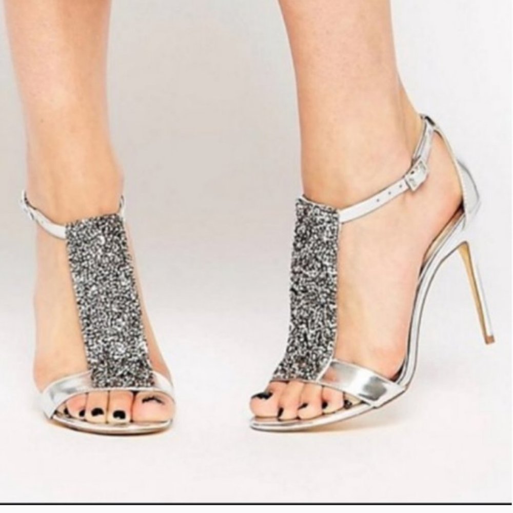 ted baker silver embellished T Bar sandal heels size 6 nwt